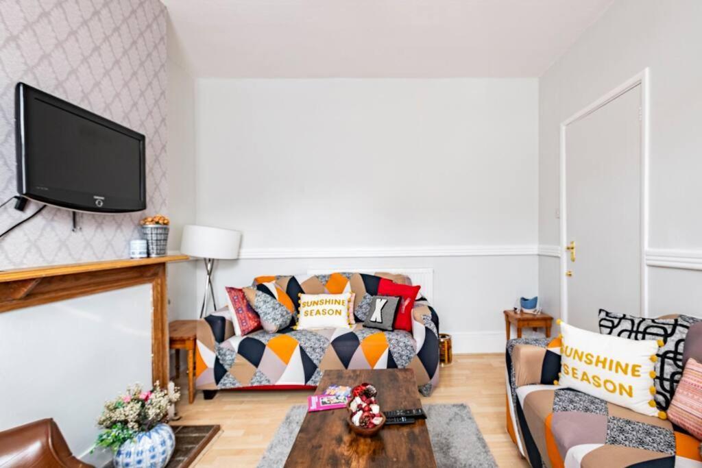 Travellers' Choice In Harwich-Essex Villa Екстериор снимка