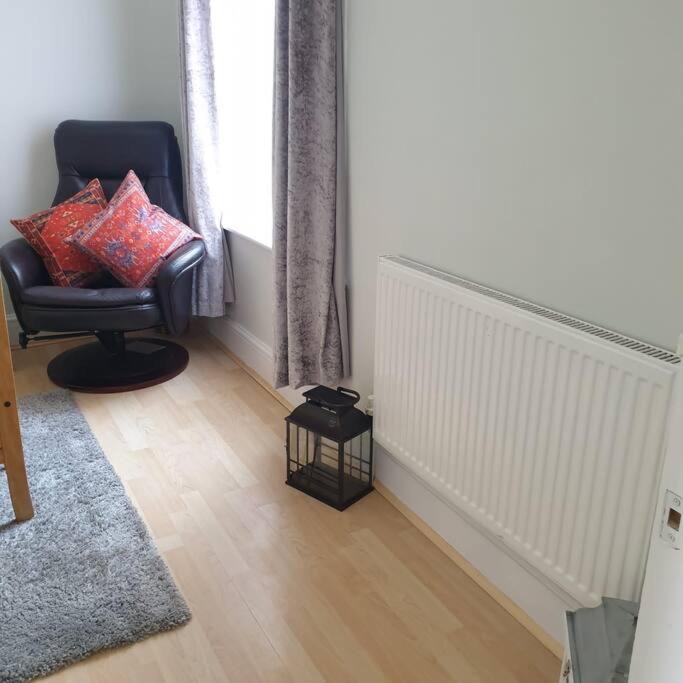 Travellers' Choice In Harwich-Essex Villa Екстериор снимка