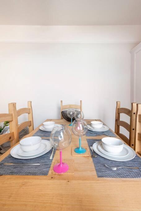 Travellers' Choice In Harwich-Essex Villa Екстериор снимка