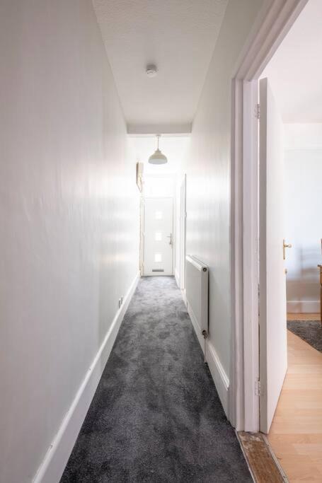 Travellers' Choice In Harwich-Essex Villa Екстериор снимка