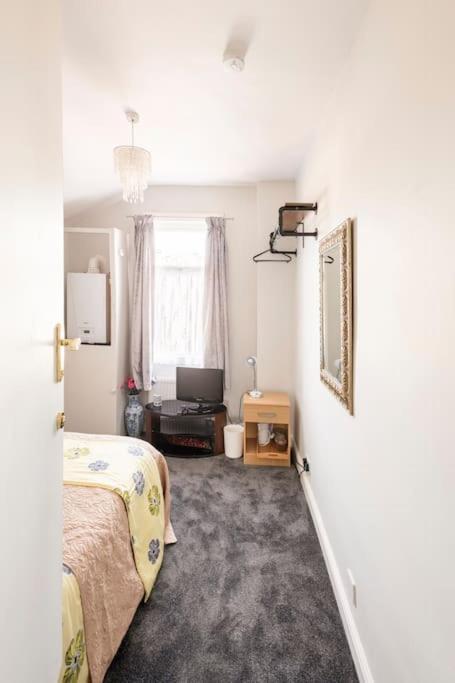 Travellers' Choice In Harwich-Essex Villa Екстериор снимка