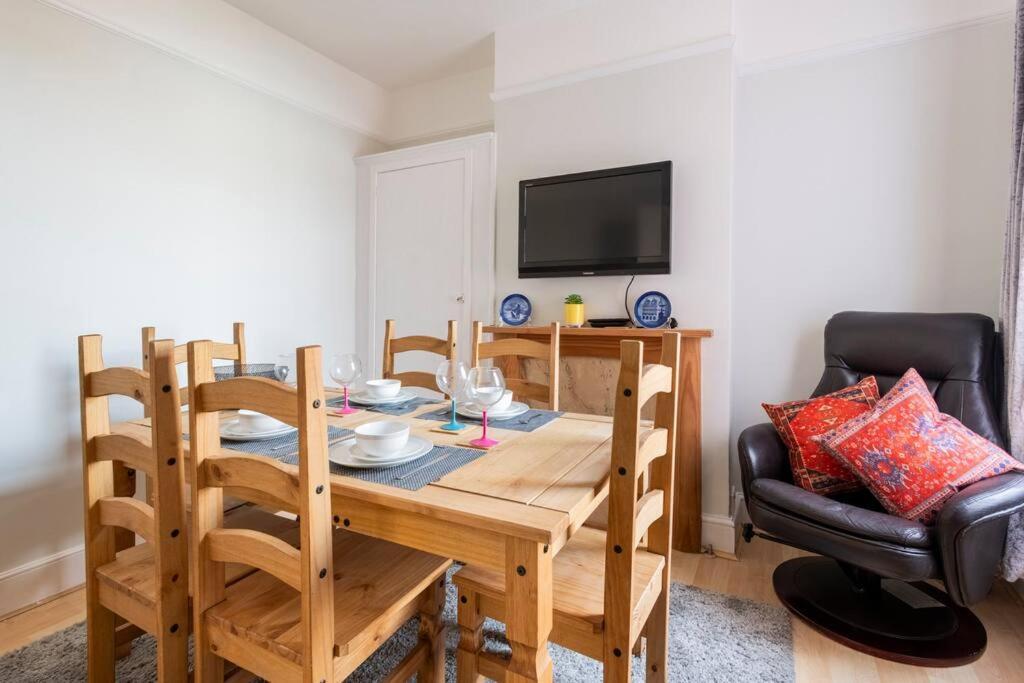 Travellers' Choice In Harwich-Essex Villa Екстериор снимка