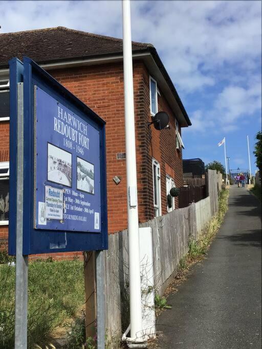 Travellers' Choice In Harwich-Essex Villa Екстериор снимка